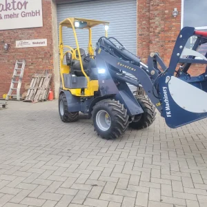 Hoflader Eurotrac W11 Schutzdach