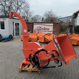 Holzhäcksler Brawn 160 mit hydr. Einzug