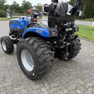 Solis Kompakttraktor 26 9+9 Vorführer mit Industriebereifung -sofort verfügbar