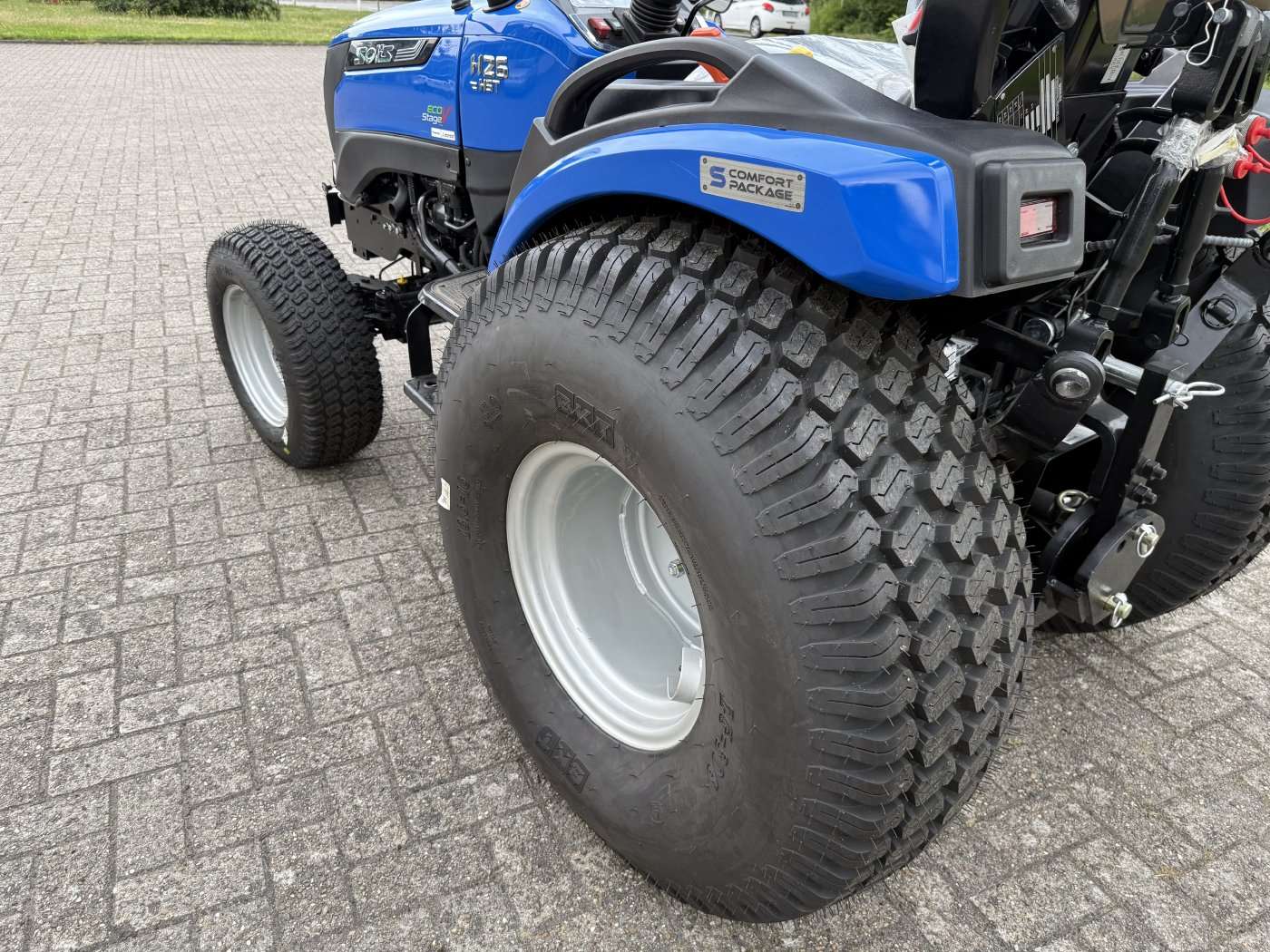 Solis Kompakttraktor 26 HST Vorführer mit Rasen-Bereifung groß -sofort verfügbar – Bild 5