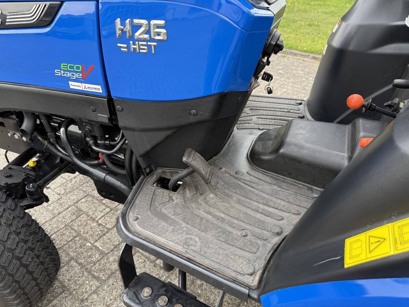 Solis Kompakttraktor 26 HST Vorführer mit Rasen-Bereifung groß -sofort verfügbar – Bild 8